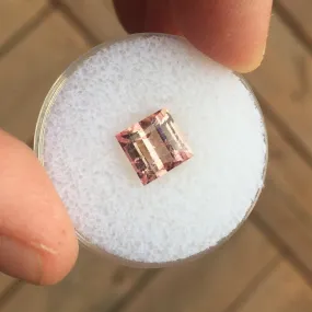 2.06 CT PINK TOURMALINE PRINCESS SQUARE CUT