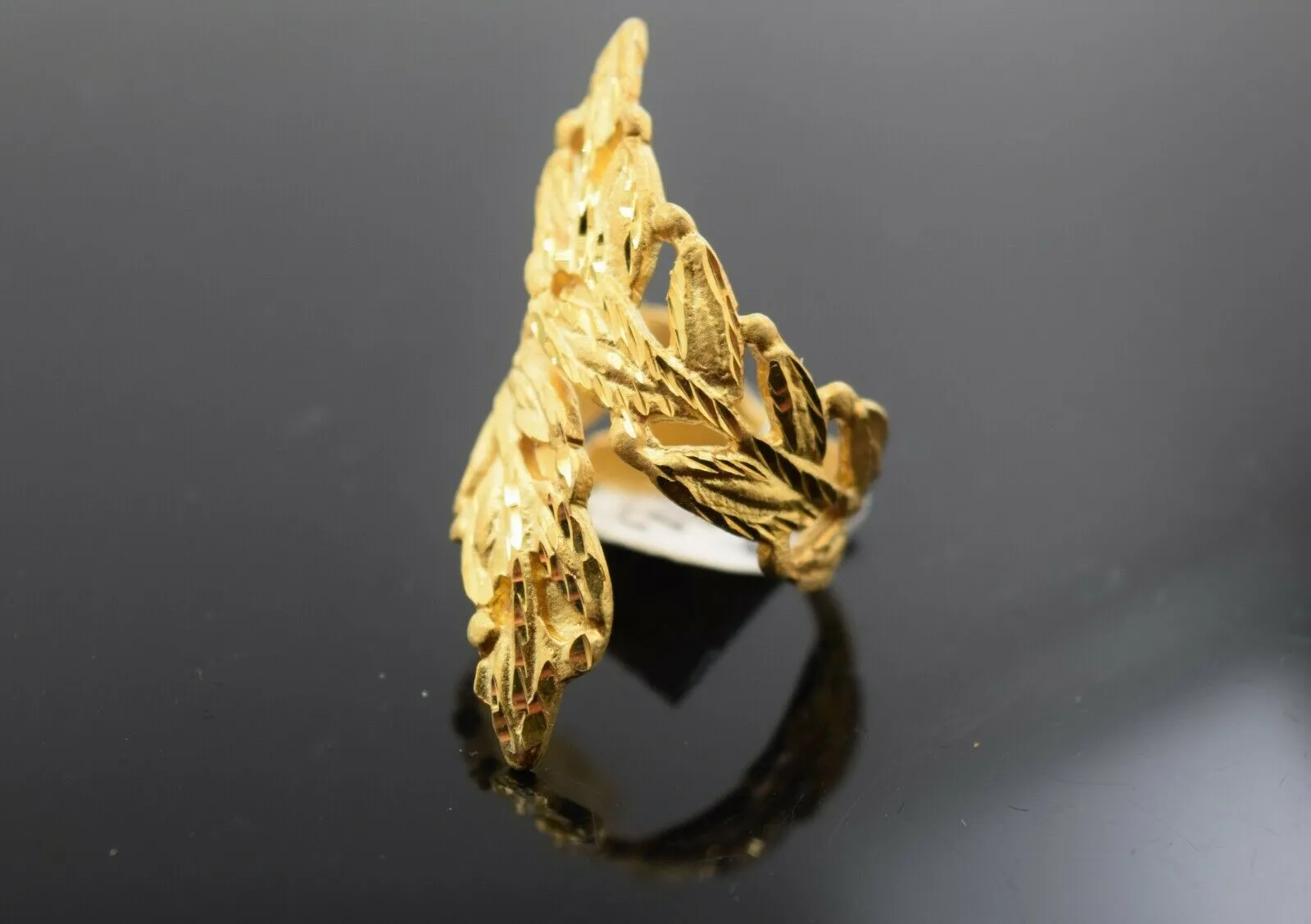 22k RIng Solid Gold ELEGANT Charm Floral Ring SIZE 8-1/2 RESIZABLE r2183