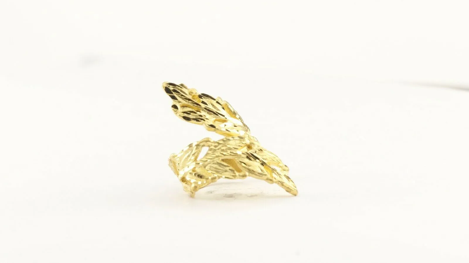 22k RIng Solid Gold ELEGANT Charm Floral Ring SIZE 8-1/2 RESIZABLE r2183