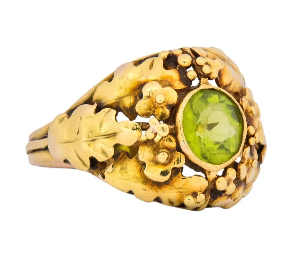 Arts & Crafts Peridot 18 Karat Gold Floral Foliate Ring