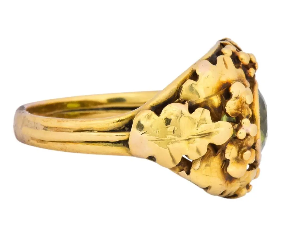 Arts & Crafts Peridot 18 Karat Gold Floral Foliate Ring