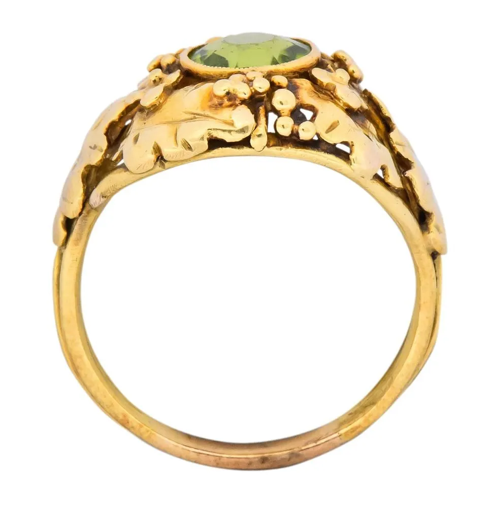 Arts & Crafts Peridot 18 Karat Gold Floral Foliate Ring