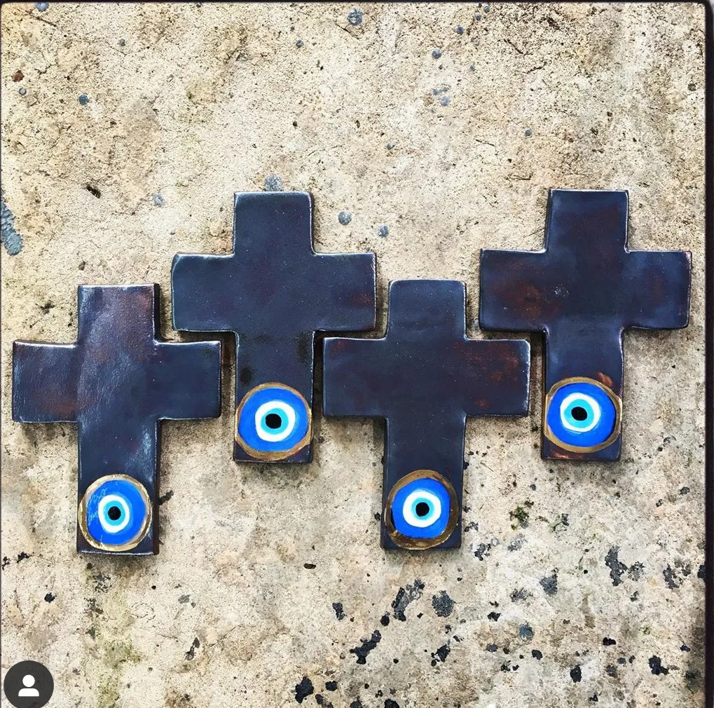 Ceramic evil eye wall cross small Gunmetal Grey