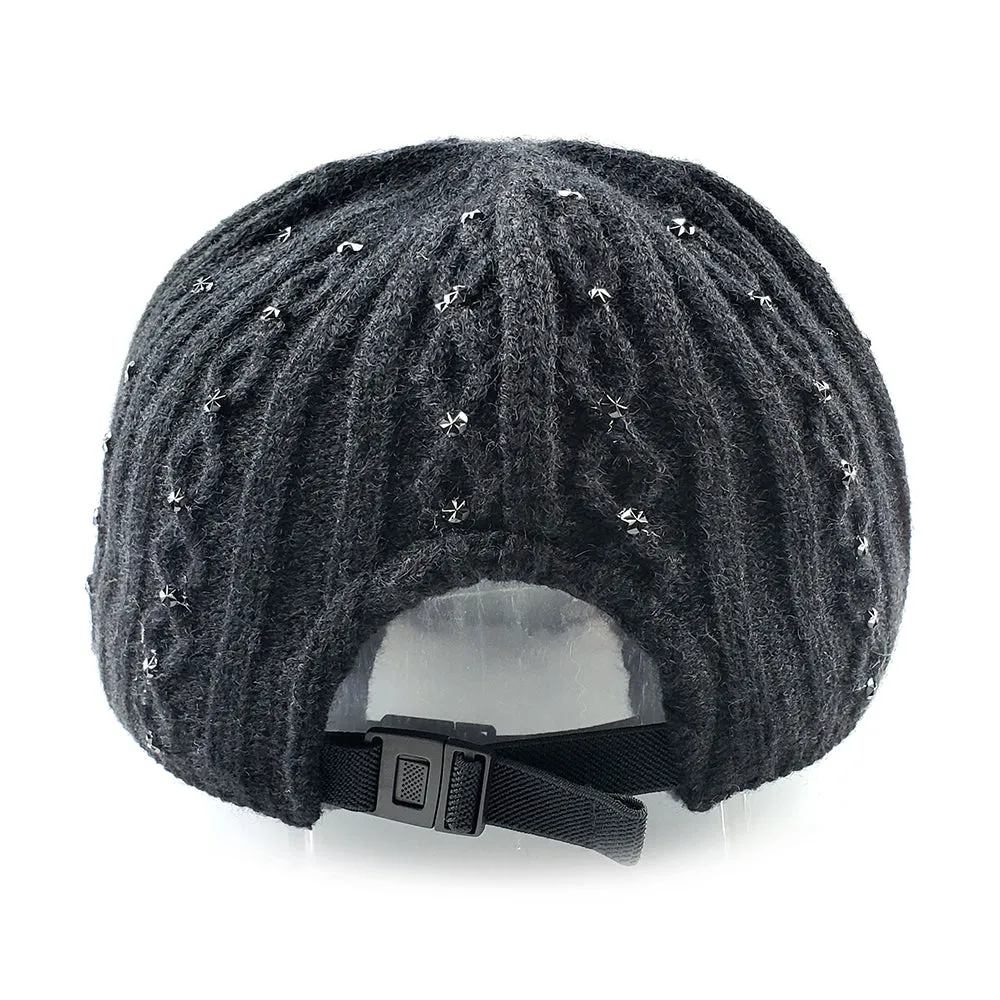 Eva Winter Baseball Hat in Black