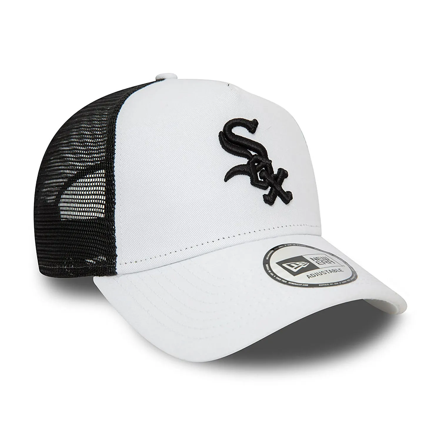 NEW ERA Chicago White Sox League Essential White Trucker Cap