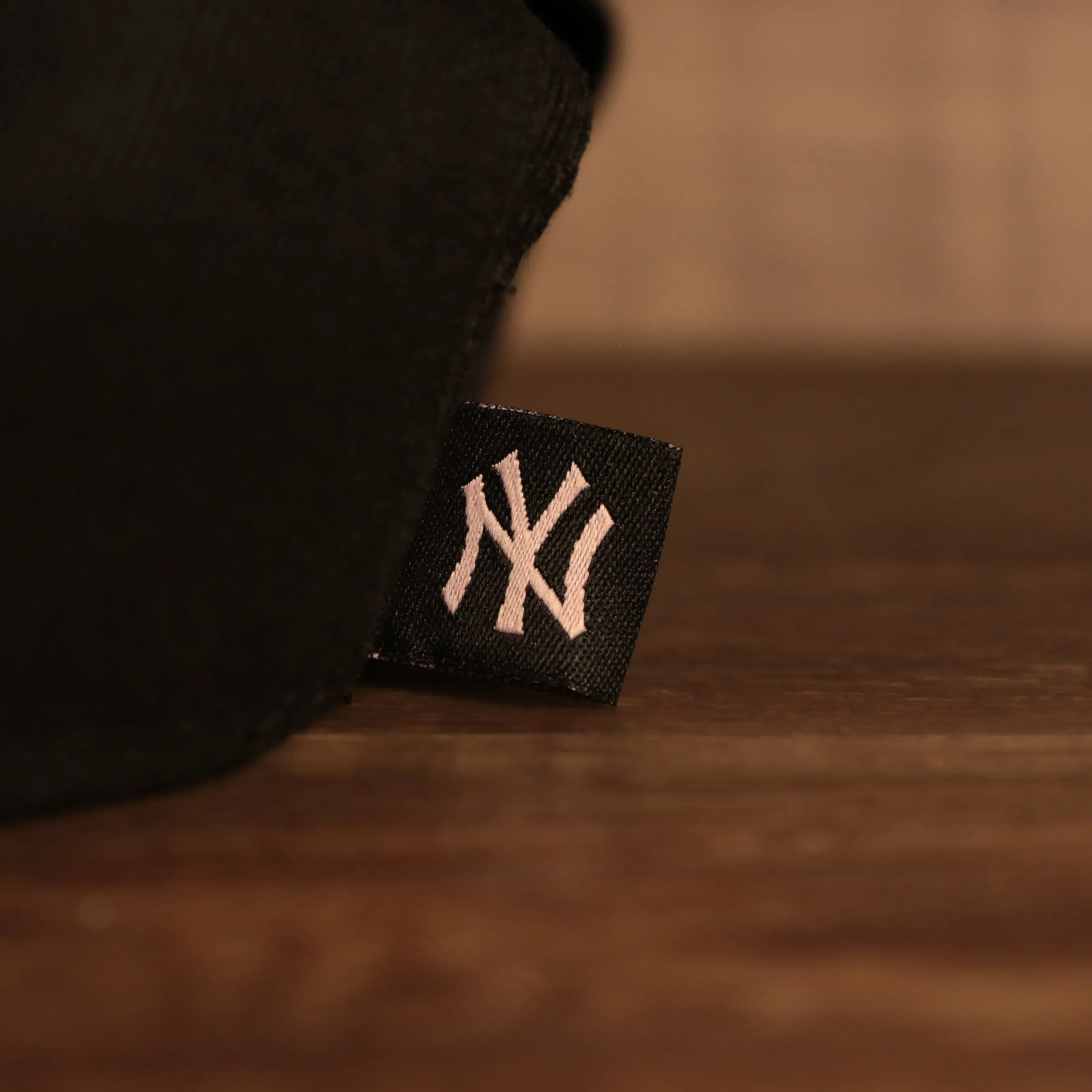 New York Yankees 1996 World Series Side Patch Drip Logo Pink Bottom 9Fifty Snapback Hat