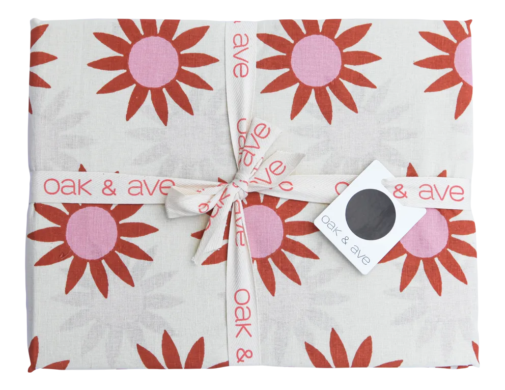 Oak and Ave Tablecloth - Napkin Set Starburst