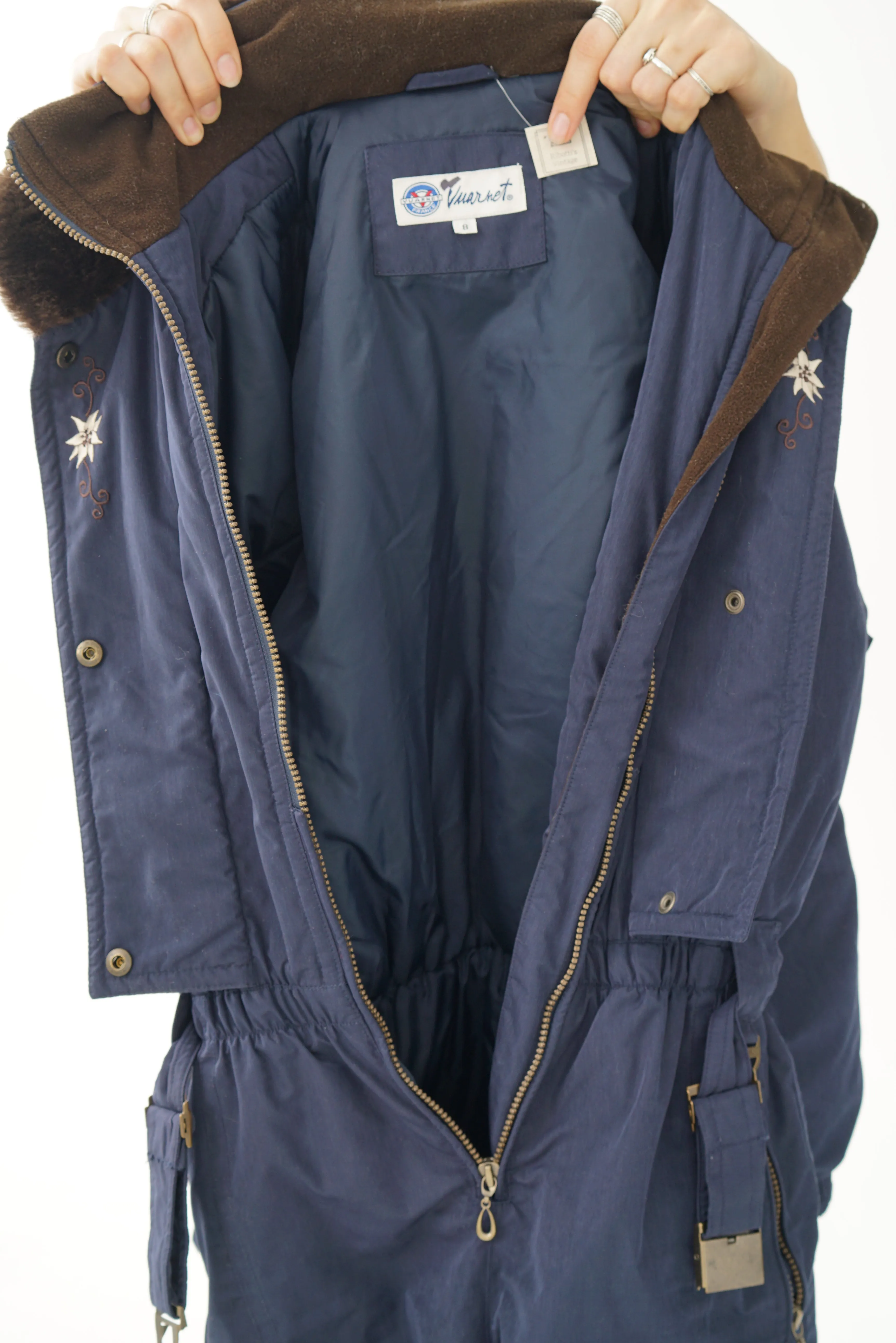 One piece vintage Vuarnet ski suit, snow suit bleu avec colle en faux mouton pour femme taille 8