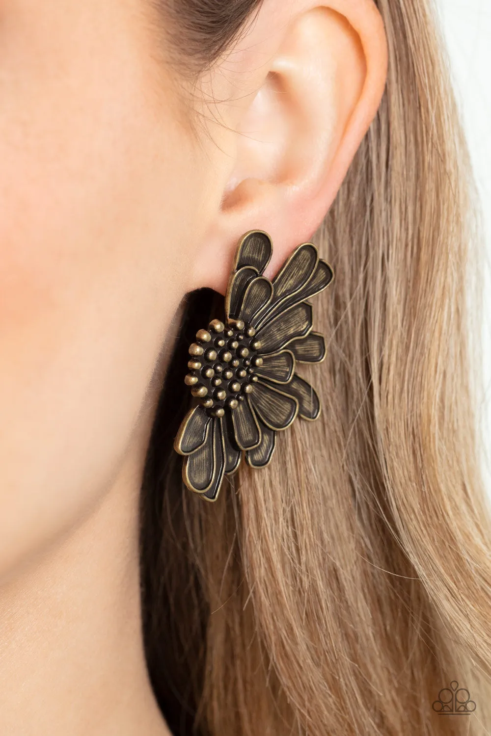 Paparazzi Farmstead Meadow - Brass Flower Earrings