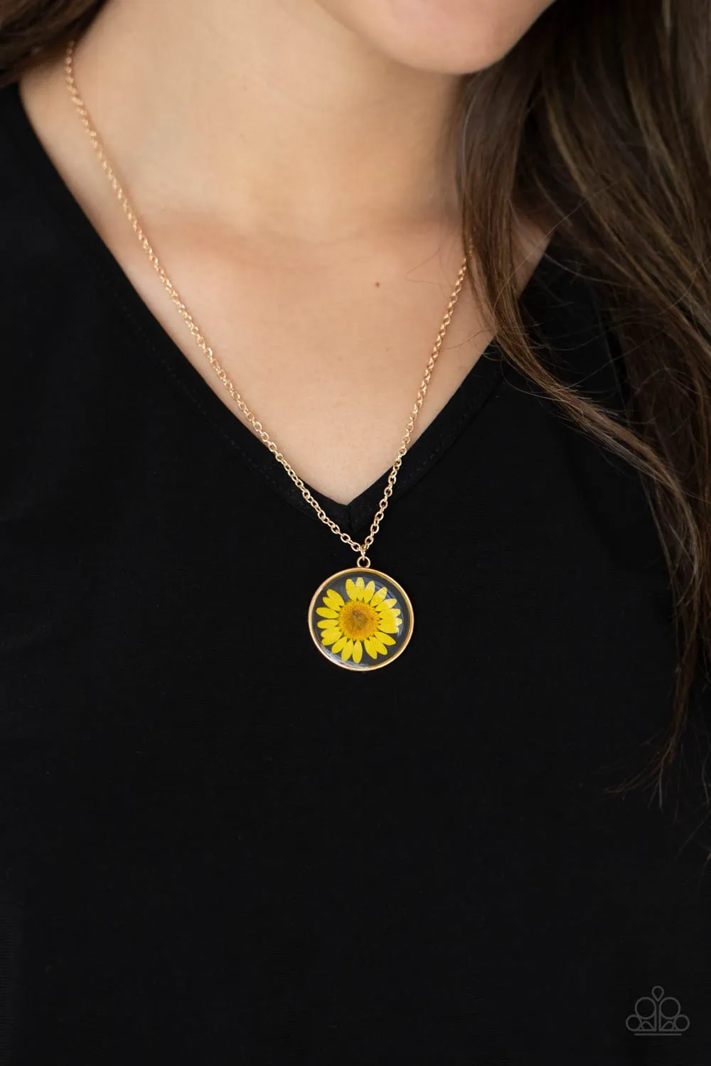 Paparazzi Prairie Promenade - Yellow Flower Necklace