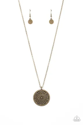 Paparazzi Summer HOMESTEAD - Brass Necklace