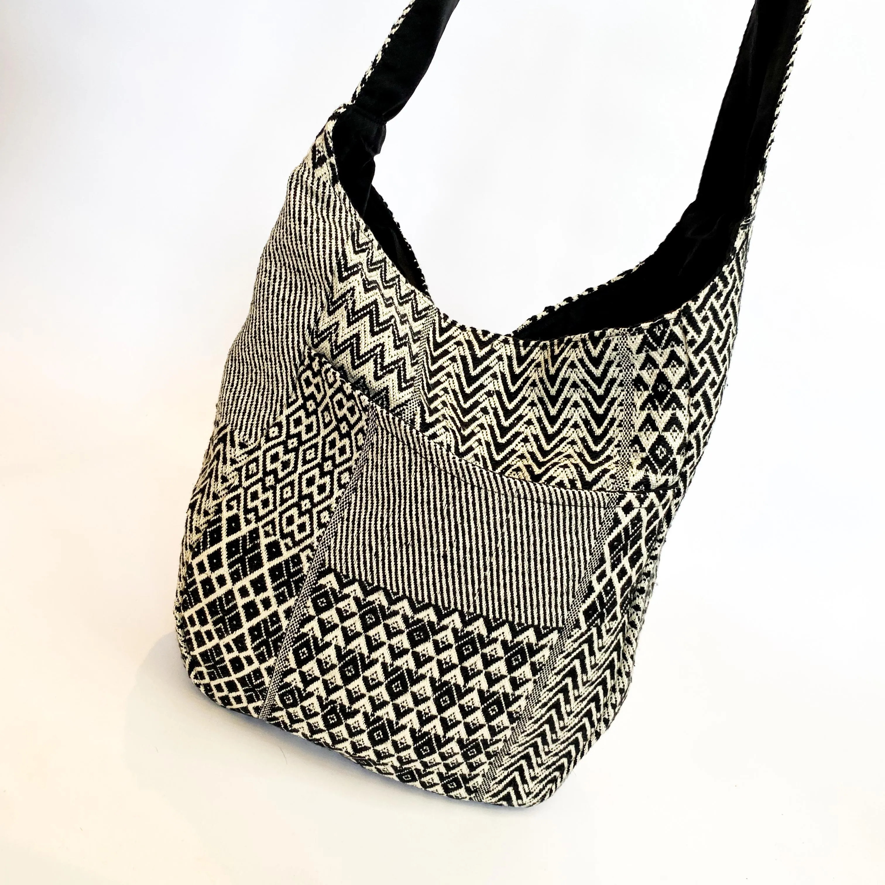 Queue black patterned shopper bag