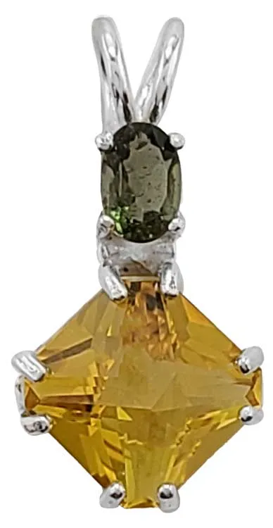 Siberian Gold Quartz Mini Magician Stone? with Oval Cut Moldavite