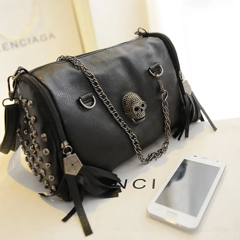 Skull Shoulder Tassel Bag